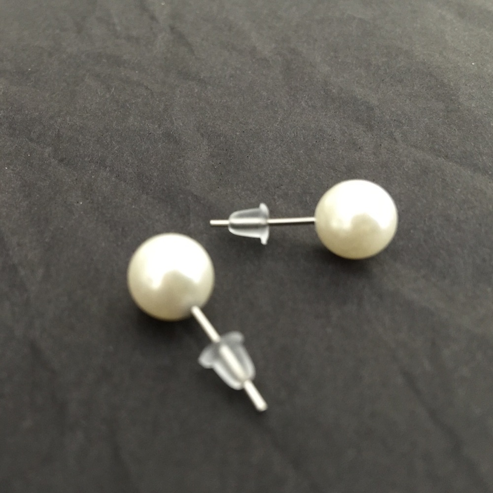 Classic Faux Pearl stud earrings